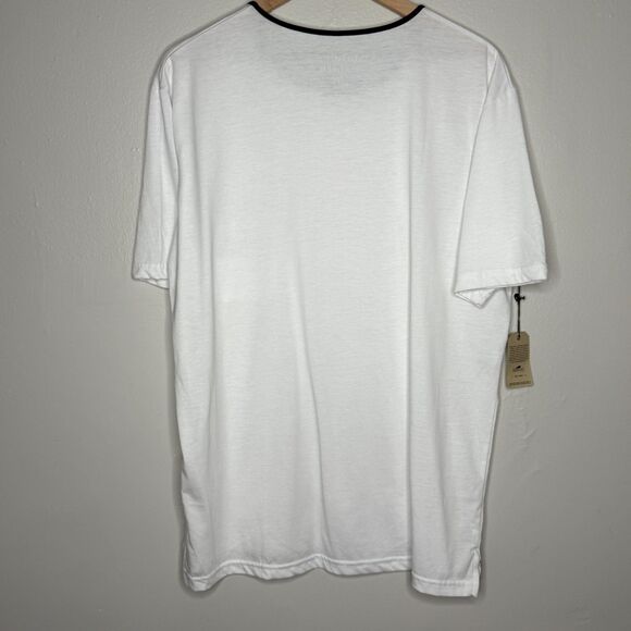 Maker's Mark Men's T-Shirt XL White Front Pocket Basics Casual - Picture 2 of 9